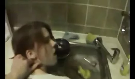 شاب و فتاة آسيوية جميلة حلق كس فيلم سكس فيلم سكس عربي فيلم سكس عربي