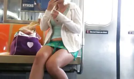 الإمارات الأمين فيلم سكس عربي طويل ركوب الدجاج ل حضور حفل زفافي