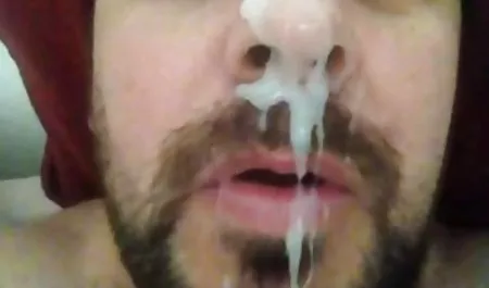 جنبا فيلم سكس طويل عربي إلى جنب مع زوجته