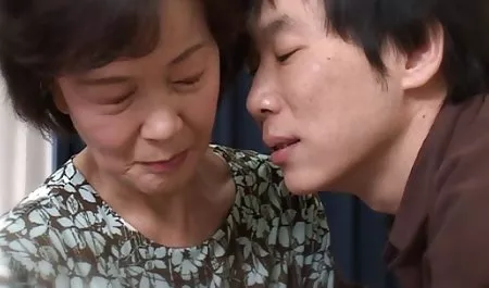أبيض أسود فيلم اباحي مترجم عربي رجل مجهول هو حالة من العبيد ،