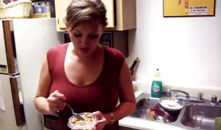 تظهر ديك كبيرة يمكنك رؤية ما هو افلام سكس منقبه مصريه مخفي هناك