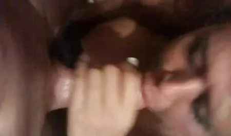 الماس كيتي مشاهدة افلام سكس عربية تقرر أن تحصل على الرطب والبرية في الحمام